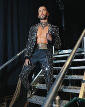 Episode 8 Look 1