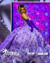 Look de 'Ang Gown-Da: Ballgown Extravaganza'