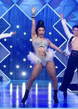 EboniLa'BelleFinalePerformanceLook.jpg (124 kB) Look de la actuación de "Rags to Riches"