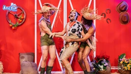 HornellaGóngoraFarmPhotoshoot.jpg (3,47 MB) Hornella Góngora