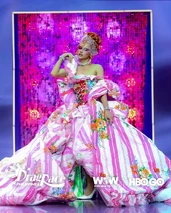 Look de 'Kum-Haute Couture'