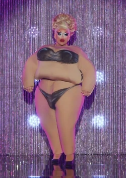 MistressIsabelleBrooksSuitLook1