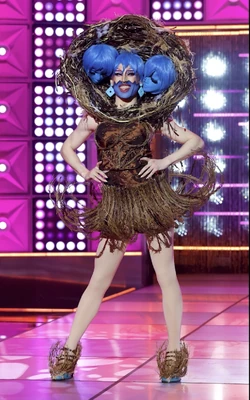 AmandaToriMeatingPussycatWigLook
