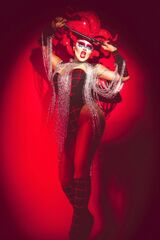 Unaired Ejecutiva Agressiva Look (Reveal)