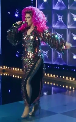 SissyLeaTalentShowLook