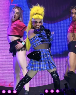 C-PherLMD5LipsyncLook