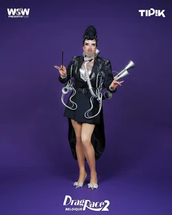 LaVeuveSaxophoneLook