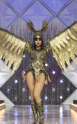Coronation Eleganza Look