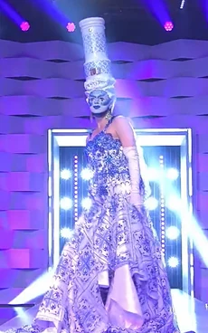 ImaaQueenHometownQueenLook