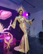 C-PherLMD5Promo.jpg (201 kB) Look del anuncio