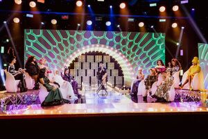 El cast de la temporada 1 reunido'