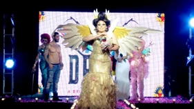 La Más Draga, Deborah La Grande