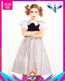 LeexaFoxCelebrityLook