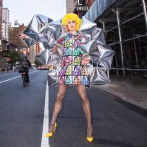 Unaired Pop Art Look