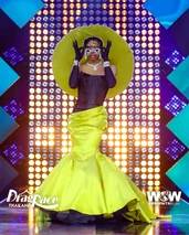 GigiFerociousHatLook.jpg (277 KB) Hat the Way I Like It Look