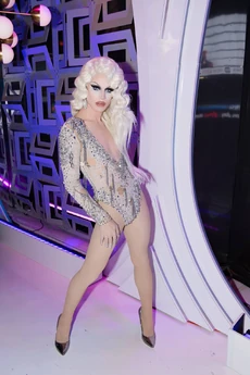 AquariaS10PremiereLook