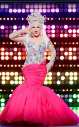 Drag Excellence Look