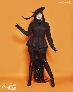 ChloeVittuHeaddressLook