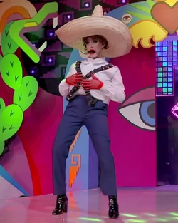 LeexaFoxRevolutionLook1