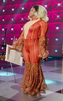 AdrianaPicassoTalentShowLook