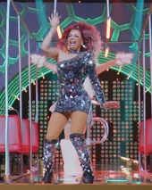 Look de la actuación de "Así Soy Yo"