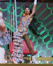 Look de la actuación de "Así Soy Yo"