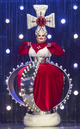Coronation Eleganza Extravaganza Look