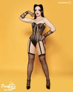 JurijiDerKleeDRESAS1TalentShowLook