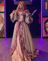 Look no emitido de 'La Más Imperial'