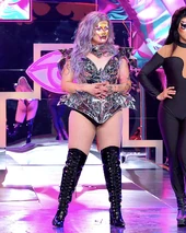 Look del lip sync del episodio 6 (reveal)