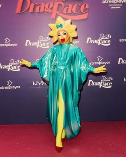 ChorizaMayDRES4RedCarpetLook