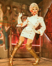 Drag Den Music Video Look