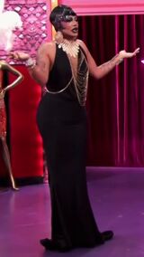 Drag Royalty Look
