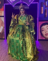 Look de 'La Más Imperial'