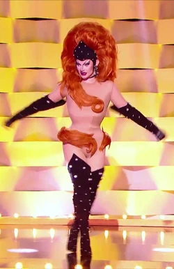 LulaStregaHairCoutureLook