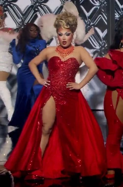 MorphineLoveDionFinalePerformanceLook