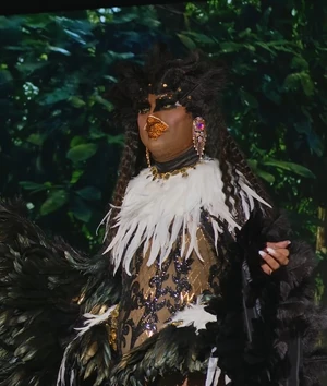 NahomyAnimalLook1