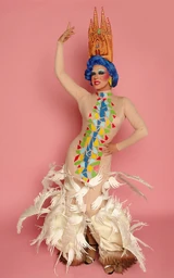 Look de 'Símbolo de tu ciudad' – Burguesía catalana/Trencadís