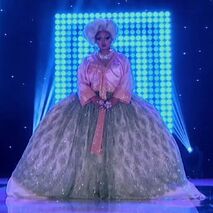 Finale Performance Look