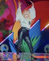 Look de "¡Chale, Lo Hice Otra Vez!" (reveal) – Mujeriego