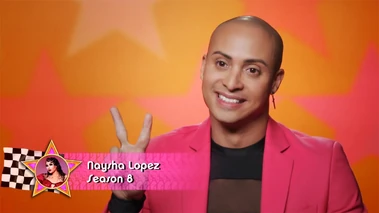 NayshaLopezConfessionalLook.jpg (128 kB) Look del confesional