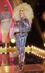 Look del lip sync del episodio 1