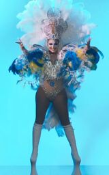 Cast RuVeal Look