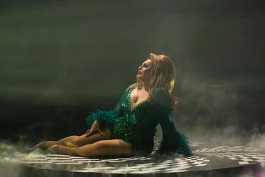 JayleneTymeGoOffQueenRumixLook