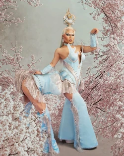KittySpaceDRFR3TalentShowGuestLook