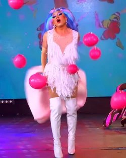 LunaLansmanLMD6AuditionLSLook2