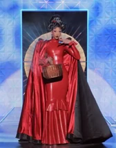 Look de 'Shevil Queen'