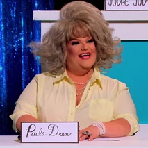 Dariennelake.jpg (257 kB) Look del Snatch Game – Paula Deen