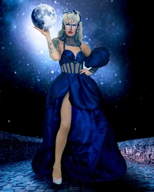 VanityVainFinaleLook