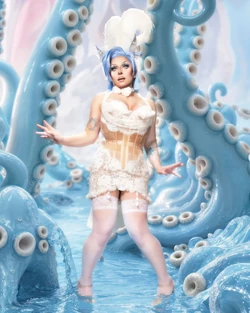 CookieKuntyDRFR3TalentShowGuestLook